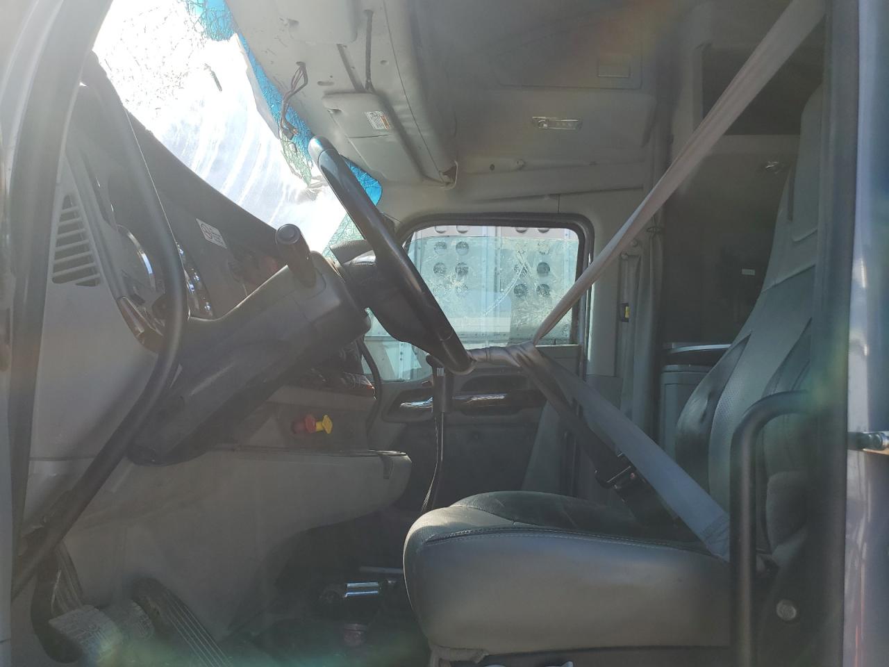 Lot #3282695280 2022 KENWORTH T680