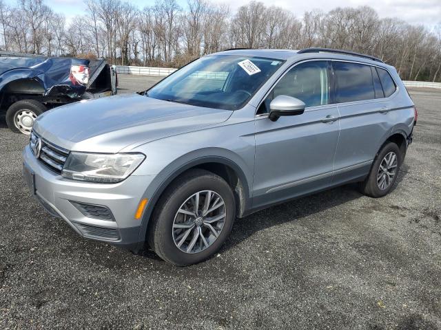 VOLKSWAGEN TIGUAN SE