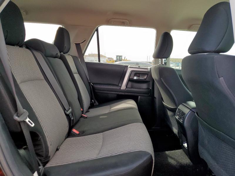 2022 TOYOTA 4RUNNER SR - JTEEU5JR2N5261477