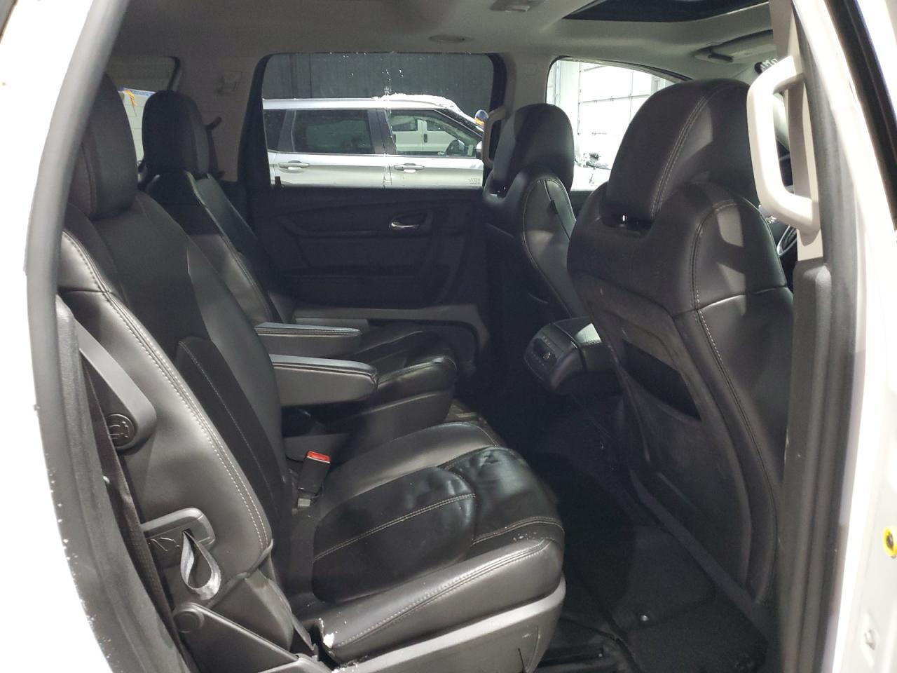 CHEVROLET TRAVERSE LT