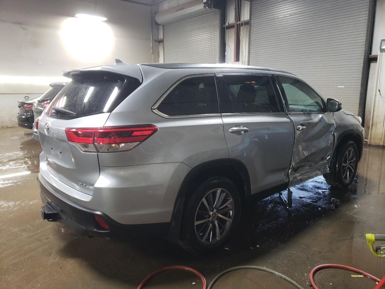 Toyota Highlander 2019