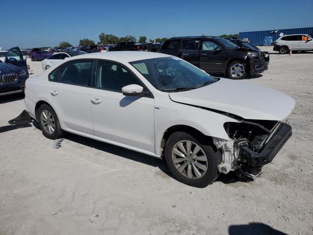 Vin: 1vwat7a3xfc018927, lot: 48689255, volkswagen passat s 20154