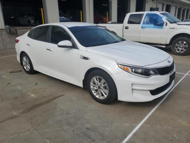 Vin: 5xxgt4l33jg217433, lot: 50782195, kia optima lx 20184
