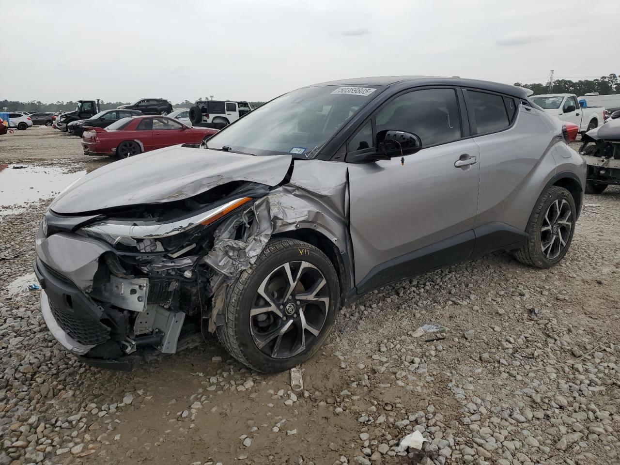 TOYOTA C-HR XLE