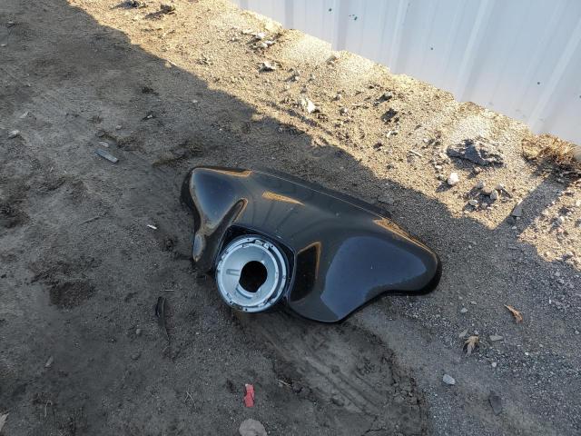 2013 HARLEY-DAVIDSON FLHX STREE - 1HD1KBM18DB648613