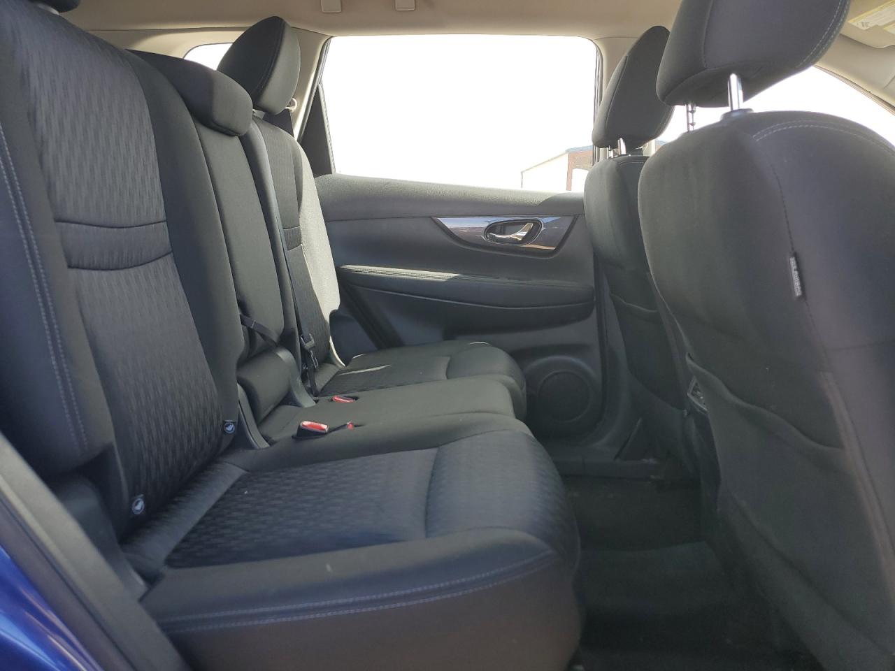 Lot #3205346954 2017 NISSAN ROGUE S