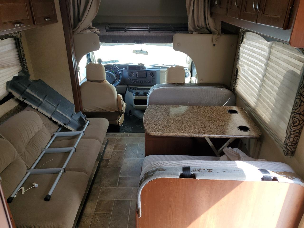 Ford Econoline 2016
