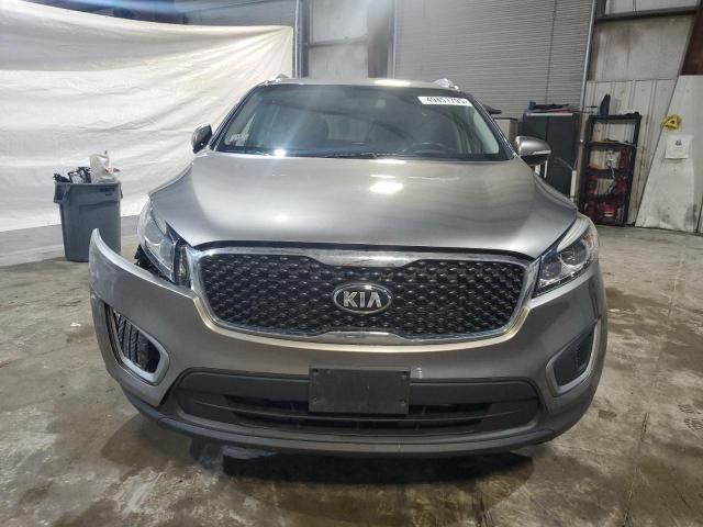 2016 KIA SORENTO LX - 5XYPGDA31GG060352