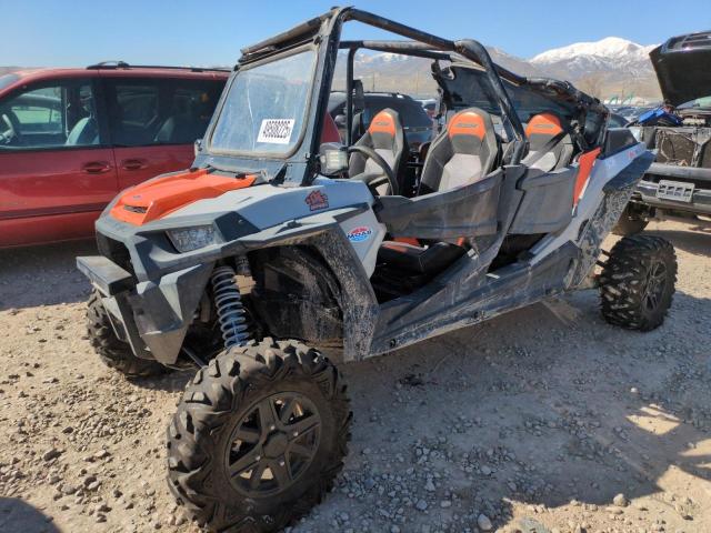 POLARIS RZR XP 4 T 2018 two tone  gas 3NSVFE923JF401484 photo #3