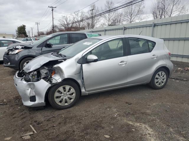 TOYOTA PRIUS C