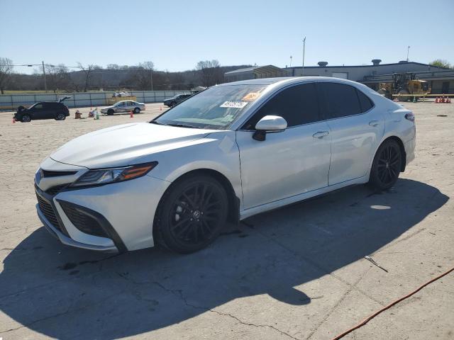 TOYOTA CAMRY XSE