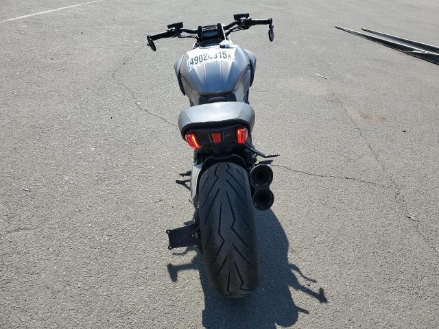 2015 DUCATI DIAVEL ZDM13BSW1FB026939