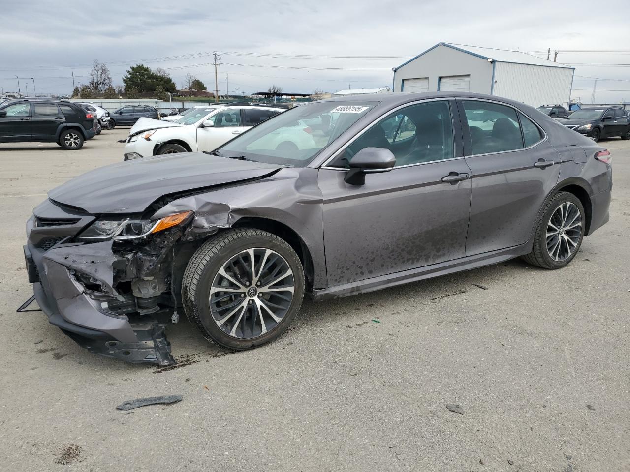 TOYOTA CAMRY L