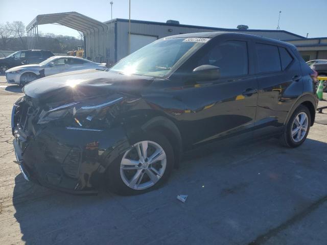 NISSAN KICKS S