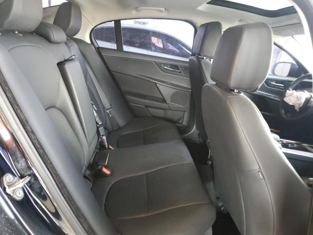 2017 JAGUAR XE SAJAR4BG0HA976668