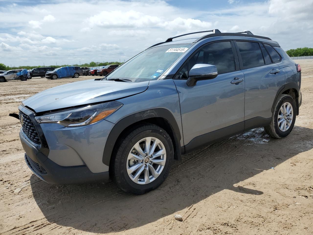 TOYOTA COROLLA CROSS LE