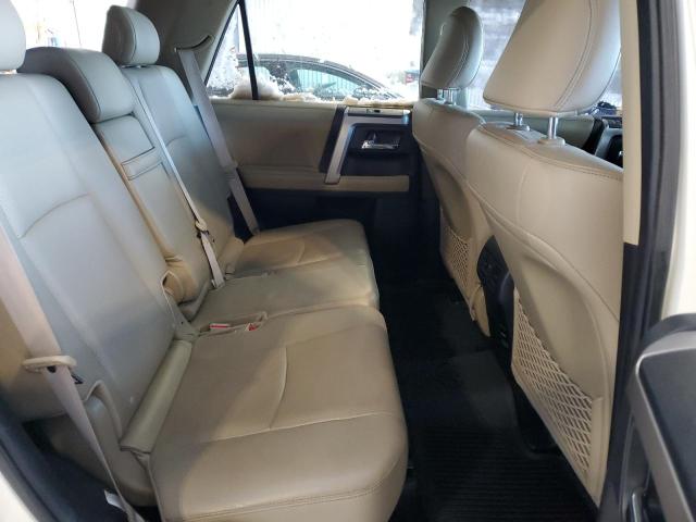 2018 TOYOTA 4RUNNER SR - JTEBU5JRXJ5537420