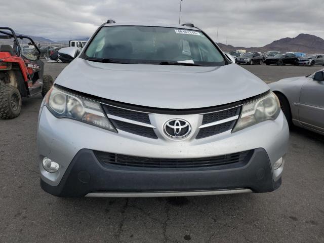 2015 TOYOTA RAV4 XLE - 2T3RFREV0FW303718