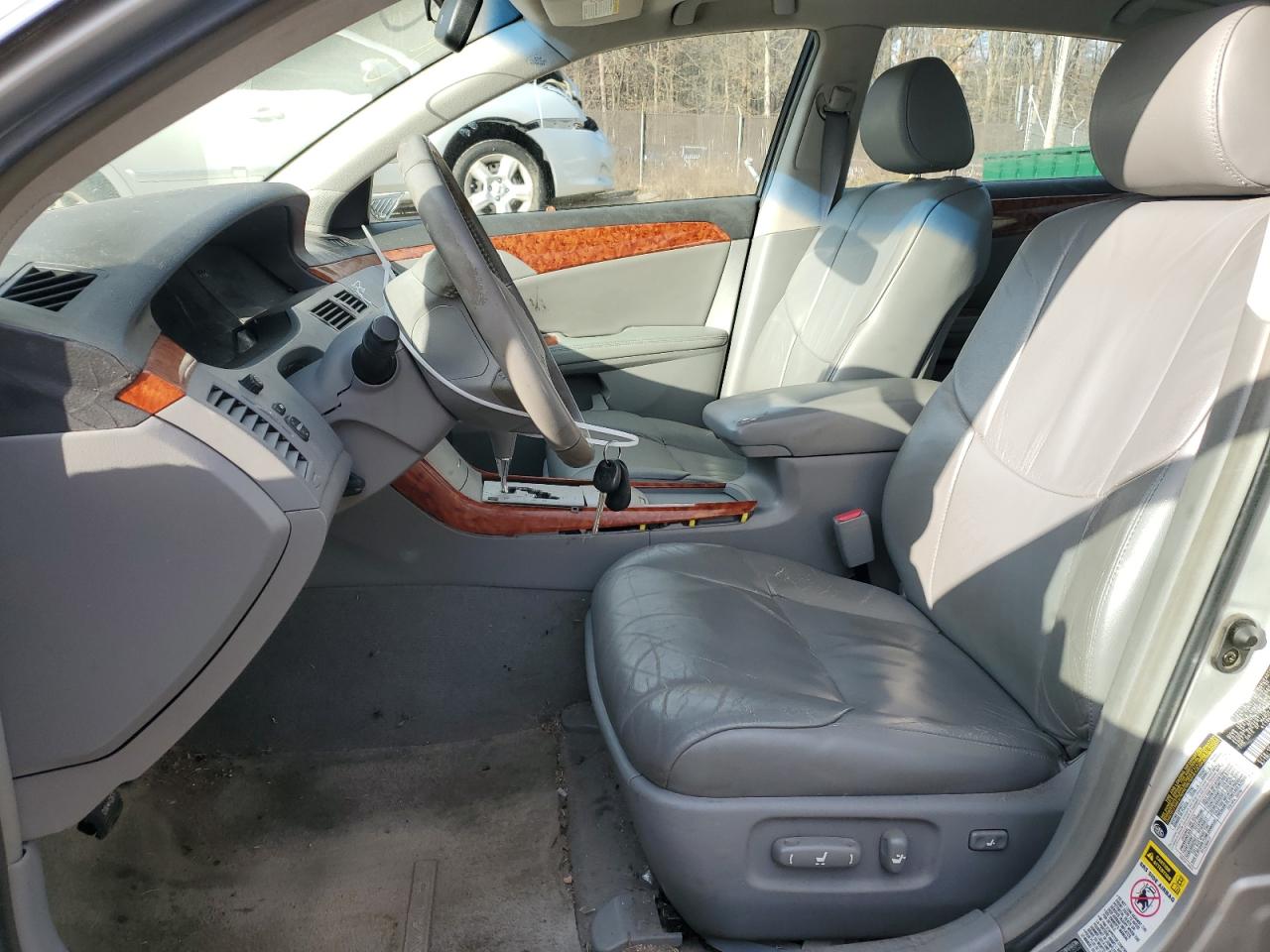 Lot #3222643822 2005 TOYOTA AVALON XL