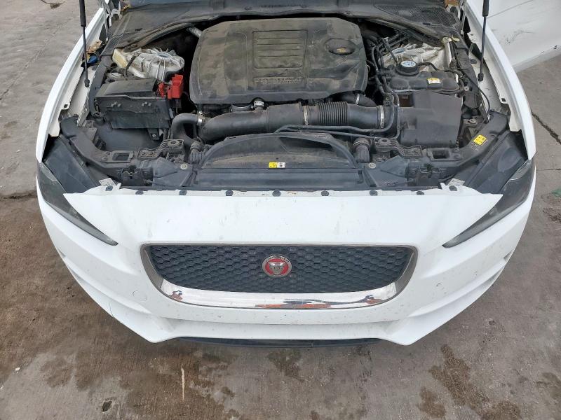 2018 JAGUAR XE SAJAR4FX4JCP31280