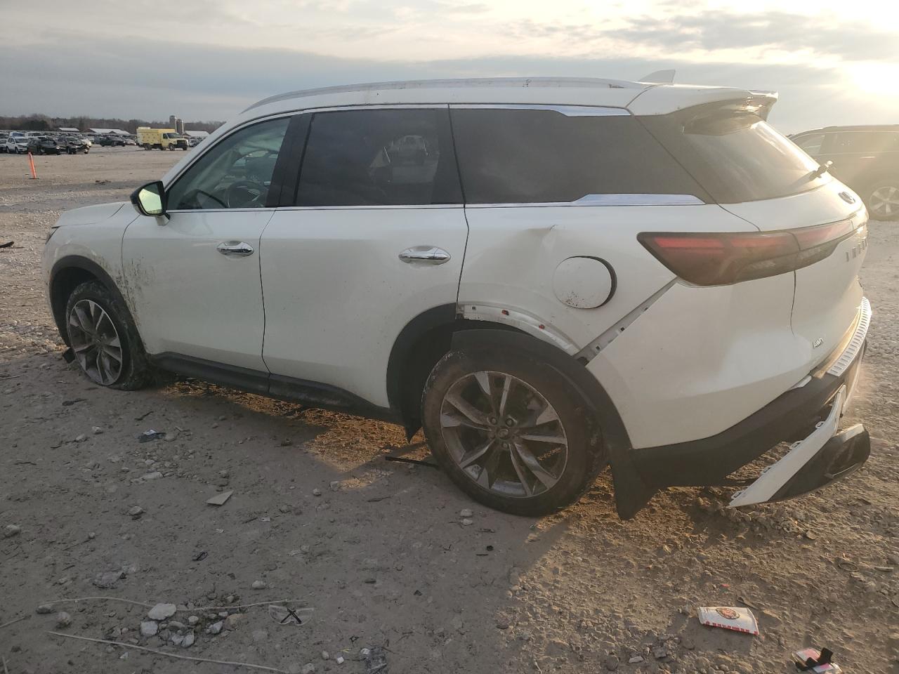 INFINITI QX60 2023