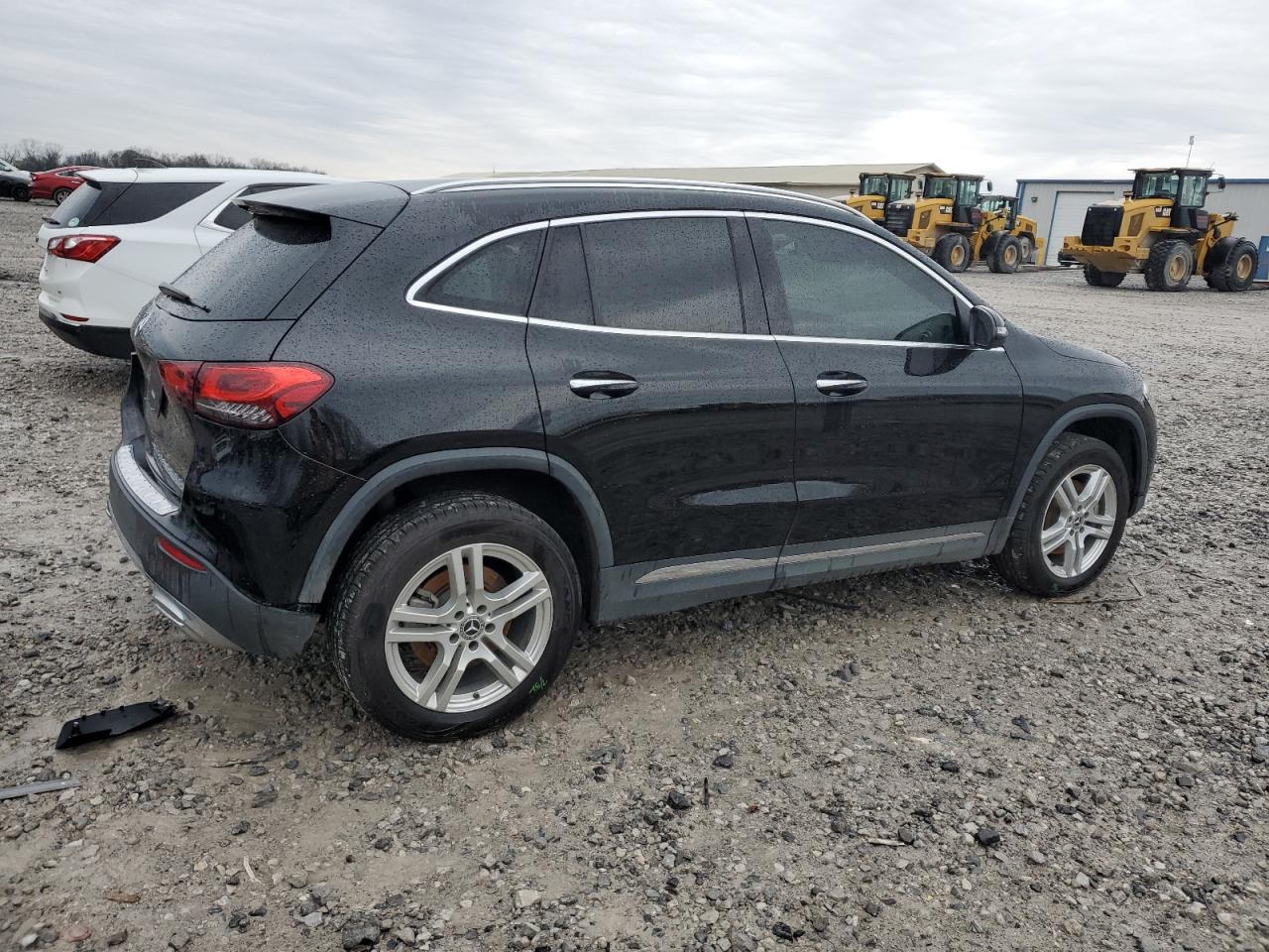 MERCEDES-BENZ GLA-CLASS 2023
