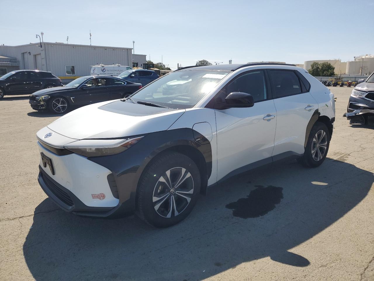 TOYOTA BZ4X XLE