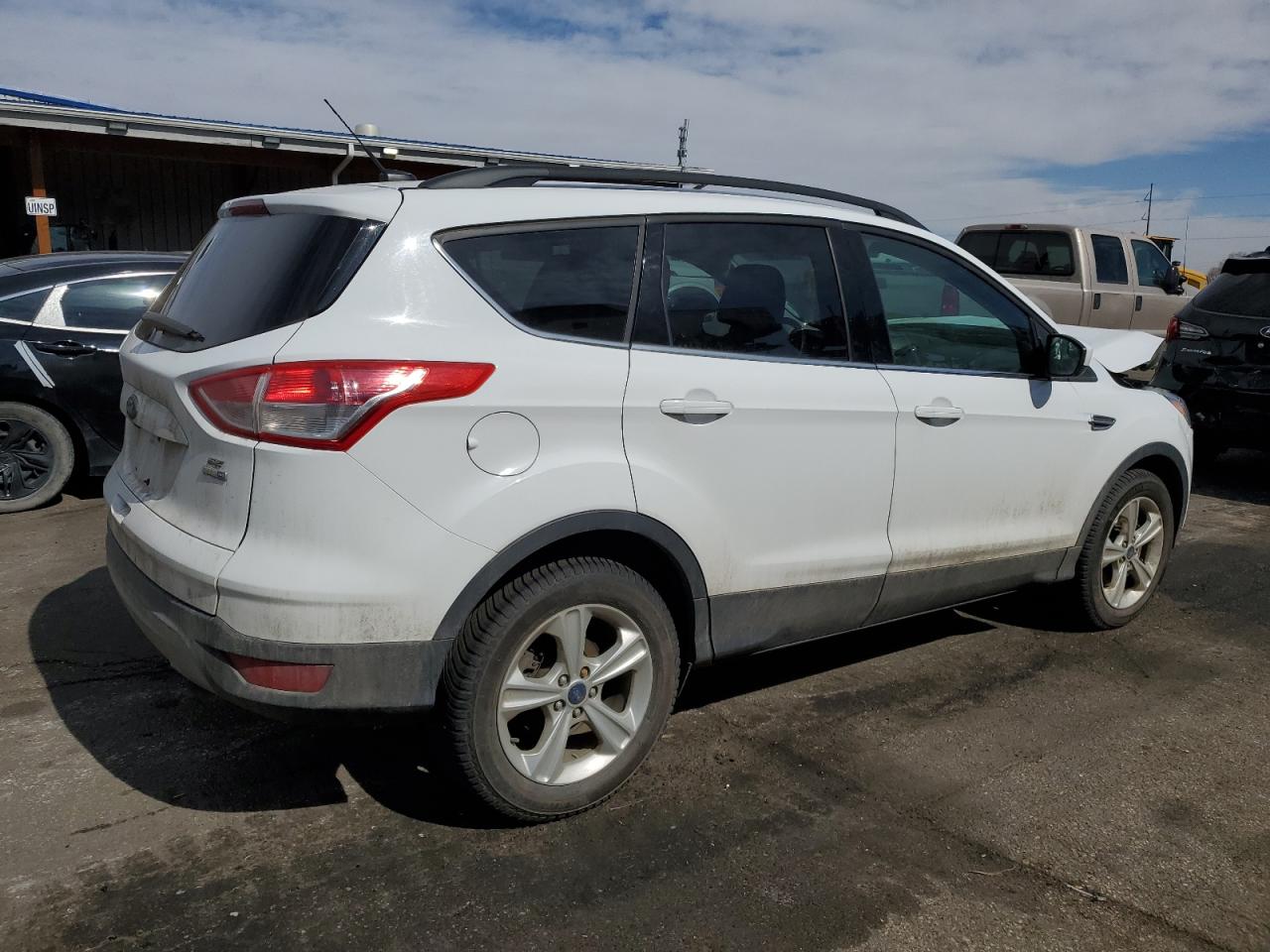FORD ESCAPE SE