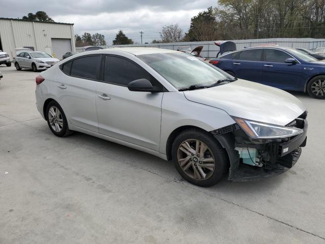 2019 HYUNDAI ELANTRA SE - 5NPD84LF0KH456250
