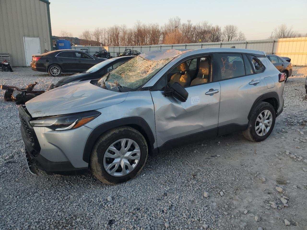 TOYOTA COROLLA CROSS L