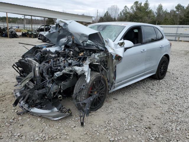 PORSCHE CAYENNE GT