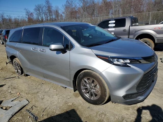 2021 TOYOTA SEINNA - 5TDKRKEC3MS034885