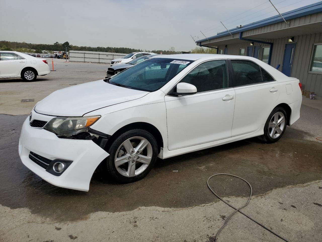 TOYOTA CAMRY L