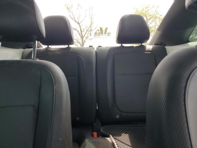 2018 VOLKSWAGEN BEETLE SE 3VWJD7AT9JM701884