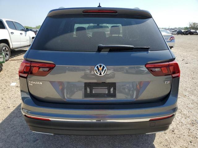 2018 VOLKSWAGEN TIGUAN SE - 3VV3B7AX3JM010677