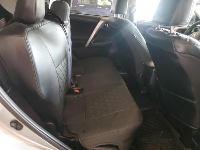 2018 TOYOTA RAV4 LE - JTMBFREV4JJ192728