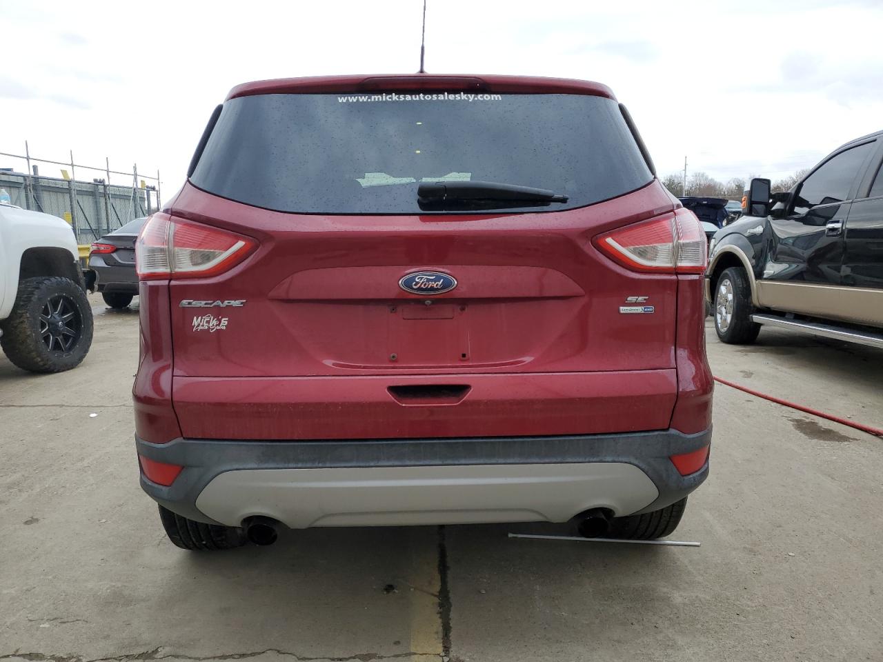 FORD ESCAPE SE