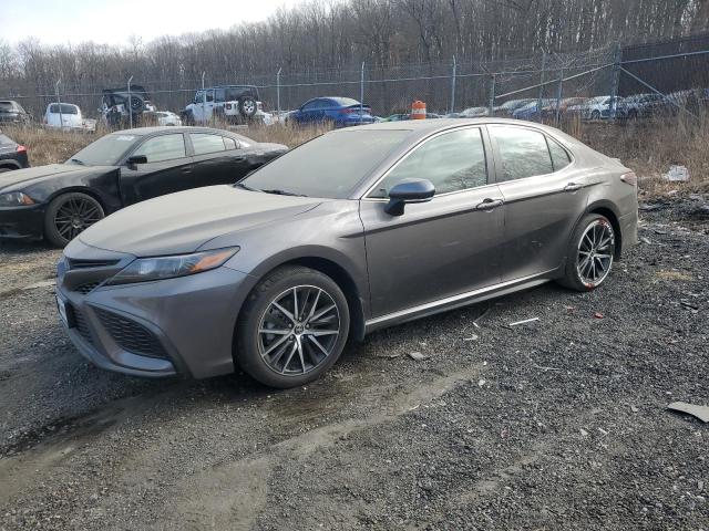 Vin: 4t1s31ak6nu589430, lot: 48956105, toyota camry night shade 2022 img_1