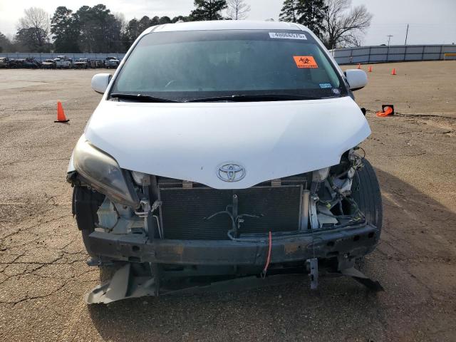 2017 TOYOTA SIENNA SE 5TDXZ3DC4HS801078