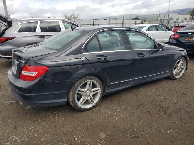 Vin: wddgf8bb3cr224802, lot: 47892235, mercedes-benz c-class 300 4matic 20123