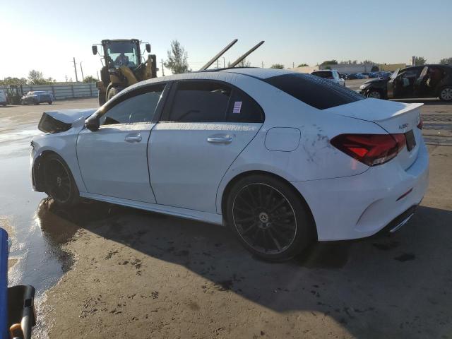 Vin: wdd3g4eb9kw023454, lot: 50461225, mercedes-benz a-class 220 20192