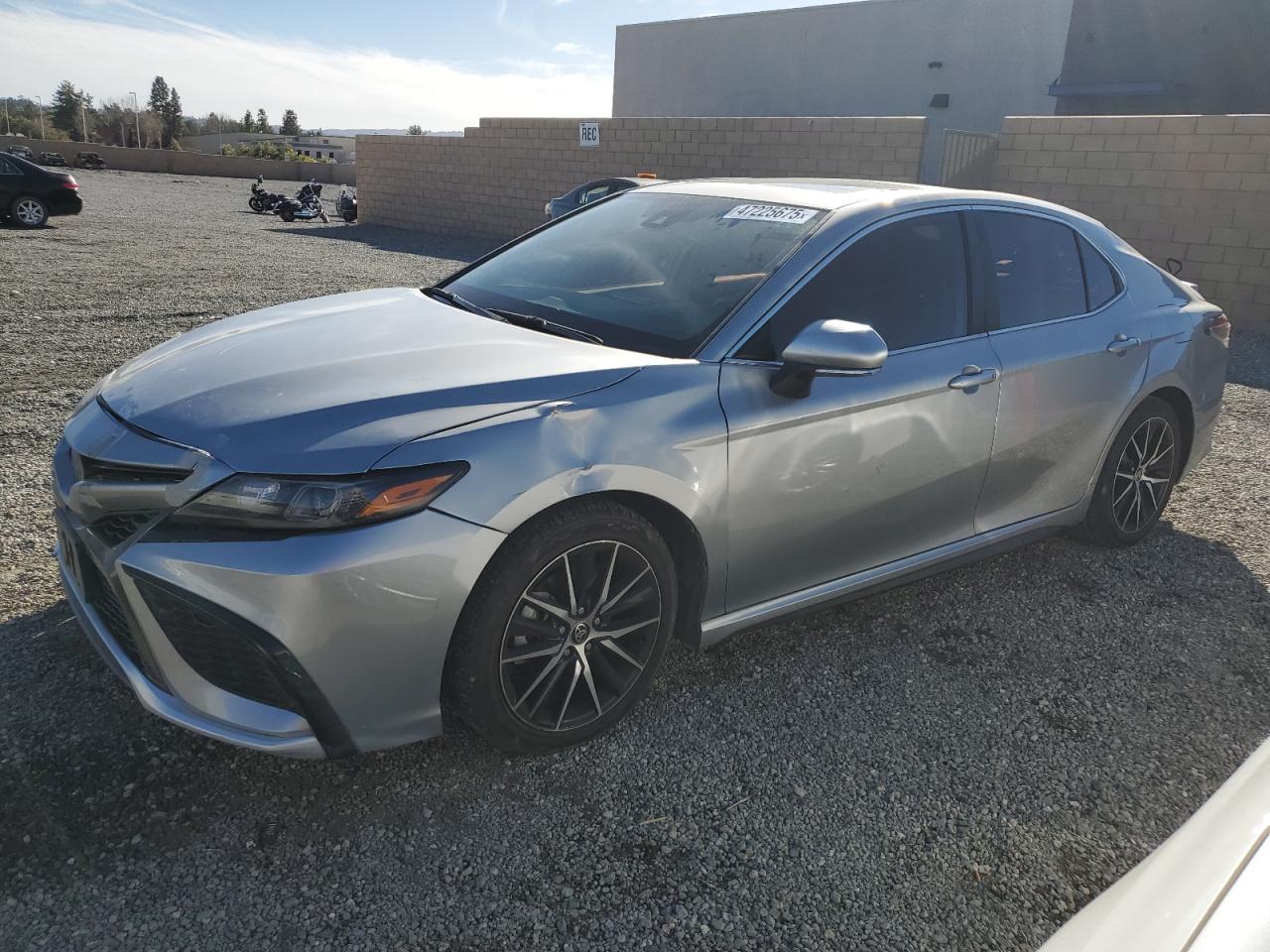 TOYOTA CAMRY SE