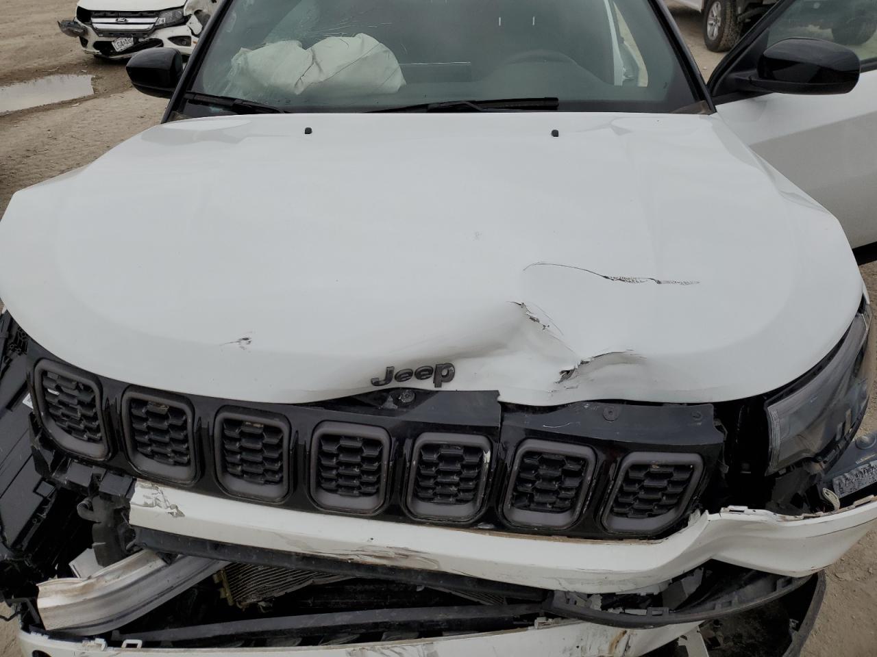 JEEP COMPASS LATITUDE