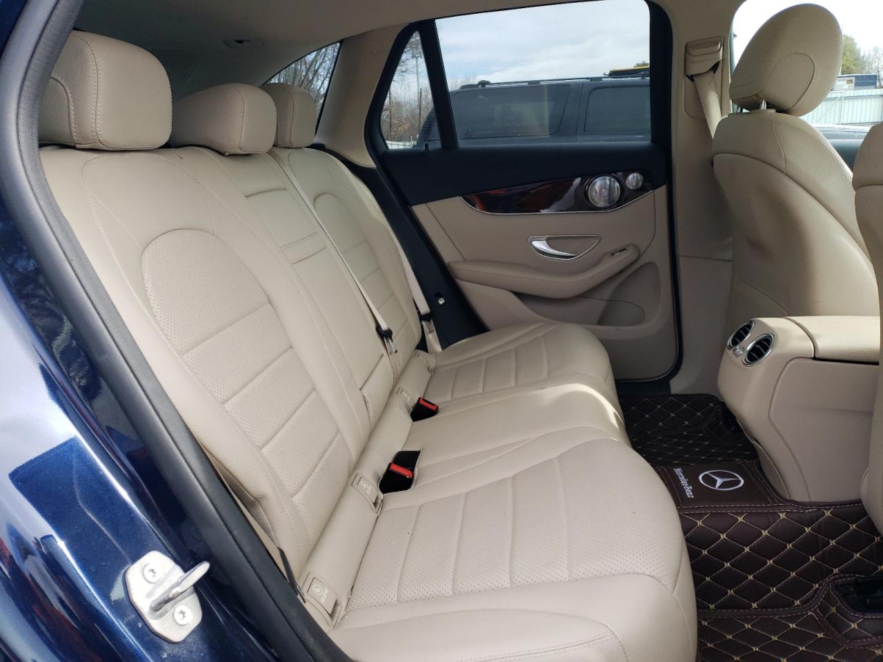 MERCEDES-BENZ GLC-CLASS 300 4MATIC