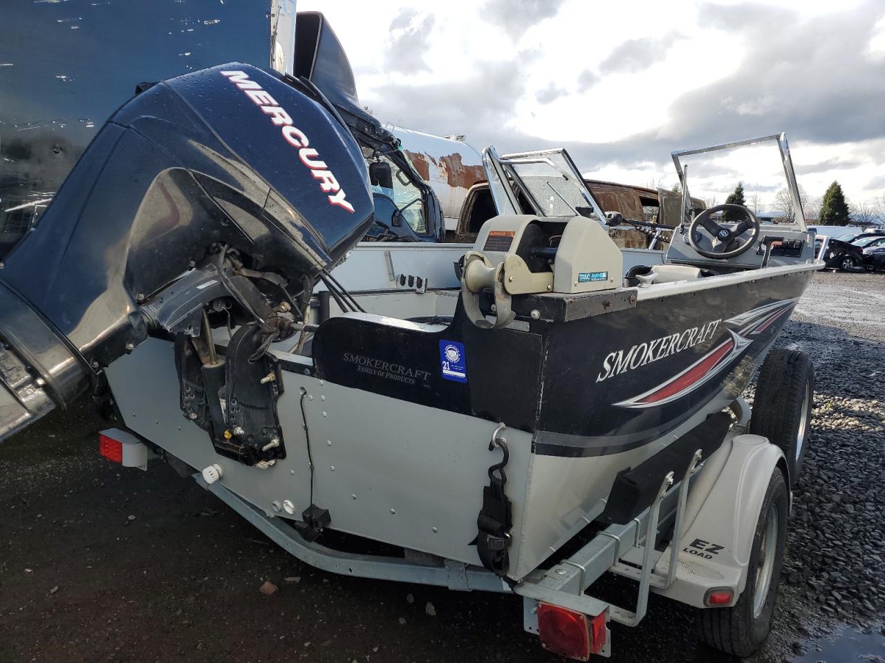 Lot #3221172903 2013 SMOKER CRAFT BOAT