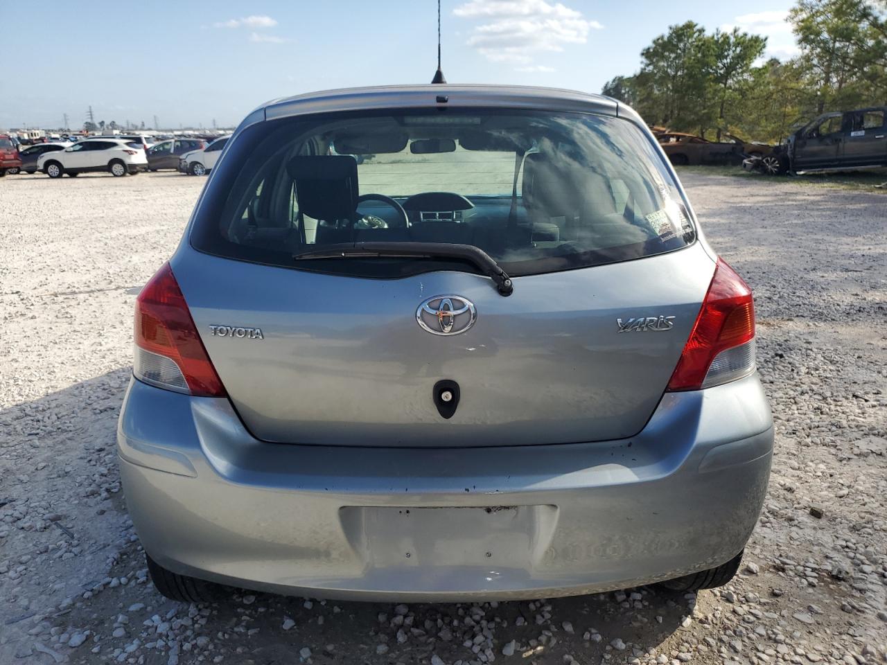 Toyota Yaris 2011