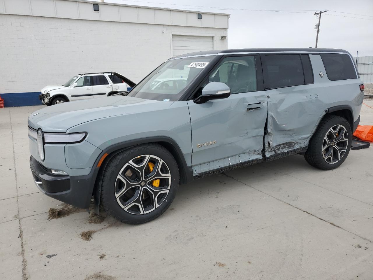 7PDSGABL1NN002845 RIVIAN R1S LAUNCH 2022