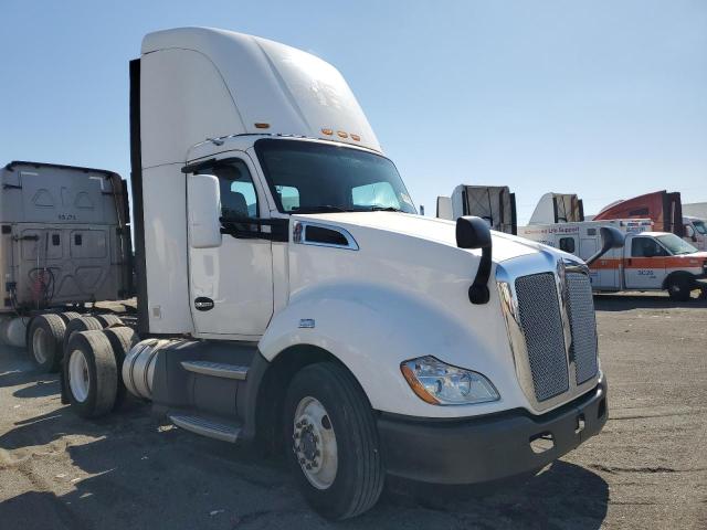 KENWORTH T680 2016 white tractor diesel 1XKYA48X0GJ496578 photo #1