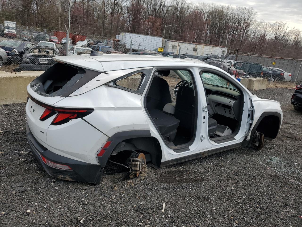 Lot #3156374392 2022 HYUNDAI TUCSON SE