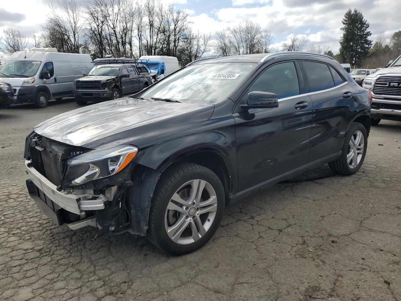 MERCEDES-BENZ GLA-CLASS 2017